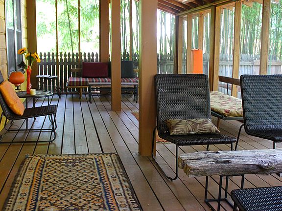 more of the back porch.