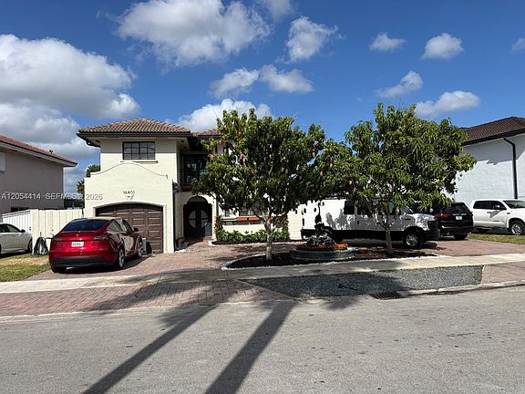 5th image of 16401 SW 141st Ave