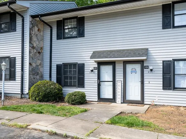 4005 S Bend Dr #103, Winston Salem, NC 27107