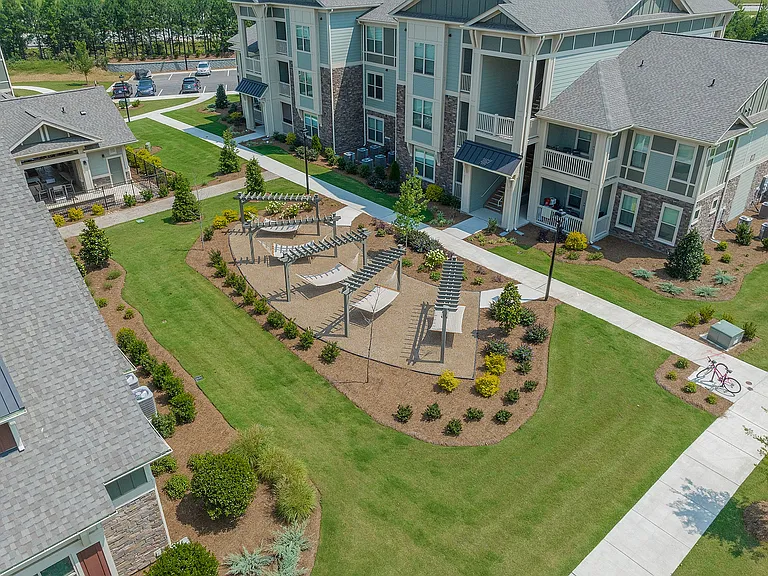 HighlandRidge_2023_HammockGarden_03