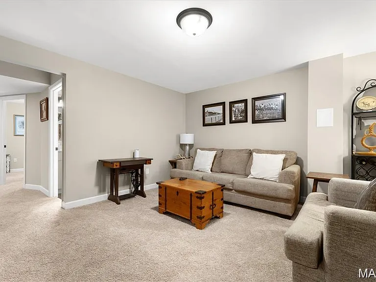 601 Monarch Dr — Photo 29