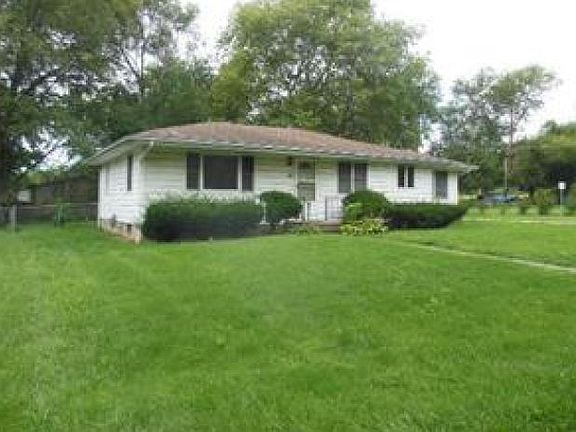 2nd image of 105 Vine St