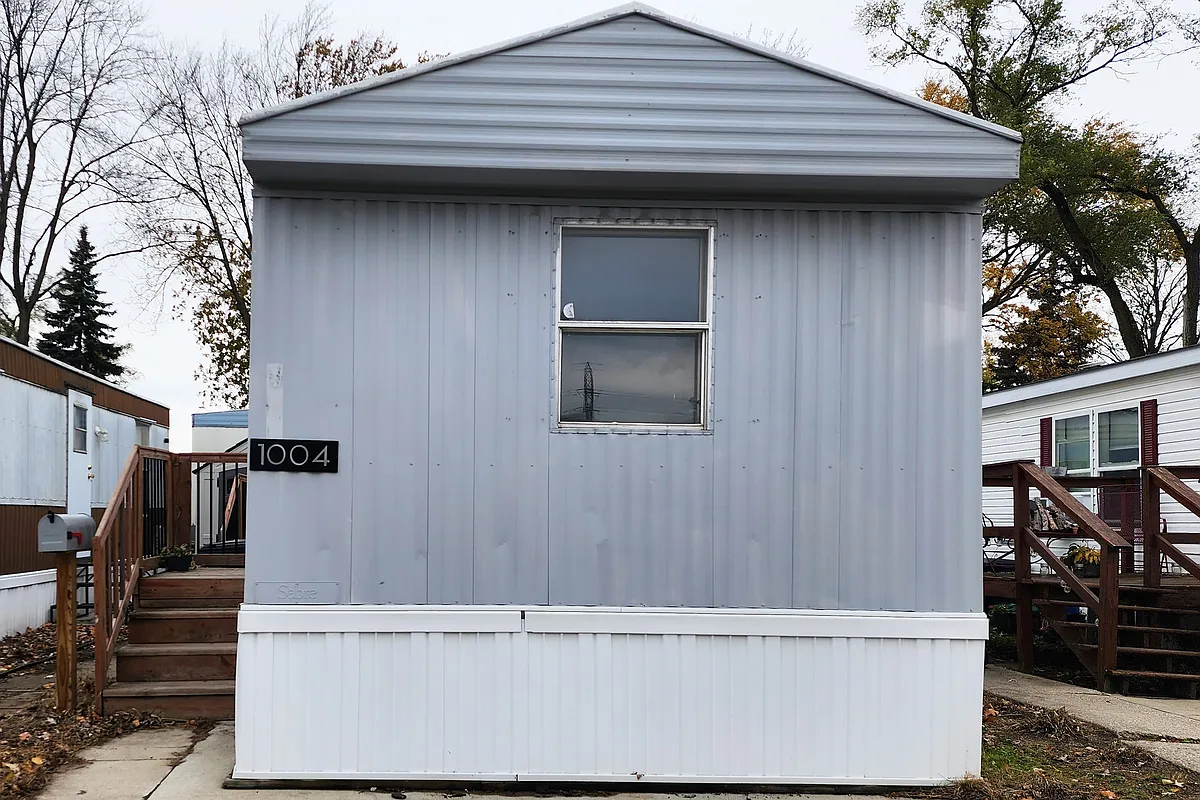 Building Photo - 1004 Linda Ln #30