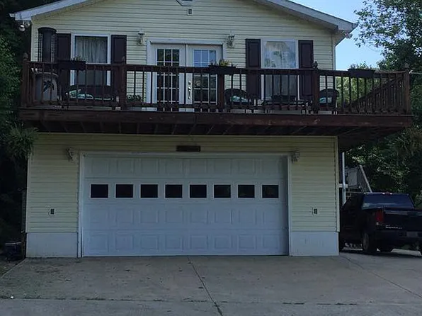 125 Caudill Frk, Staffordsville, KY 41256