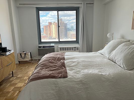 5th image of 175 W 12th St APT 14H