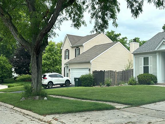 2nd image of 1000 Louis Ave