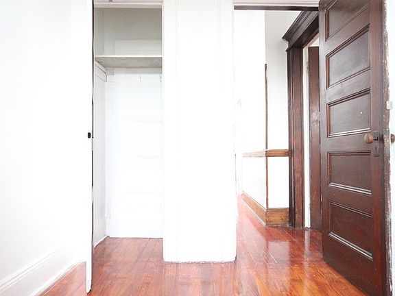 4th image of 1885 Dekalb Ave #1