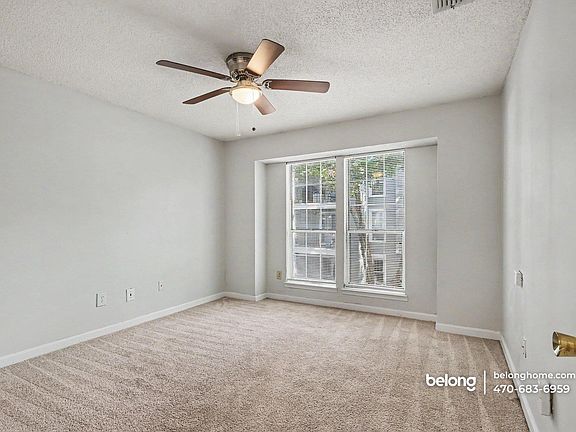 4th image of 319 Granville Ct