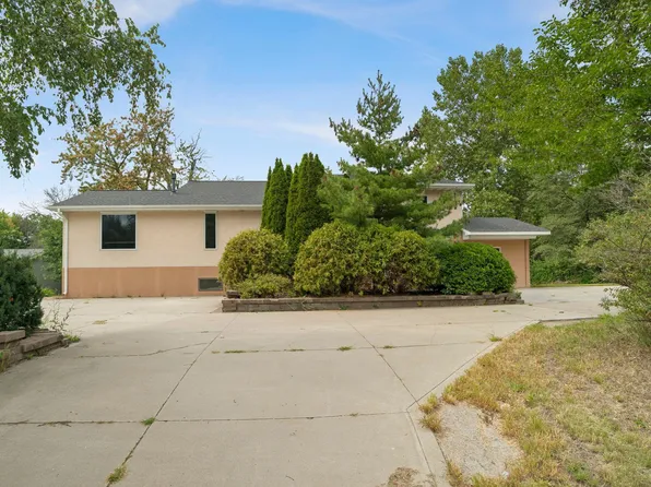2981 Pilot Knob Rd, Eagan, MN 55121