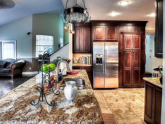 2nd image of 3084 Coral Vine Ln