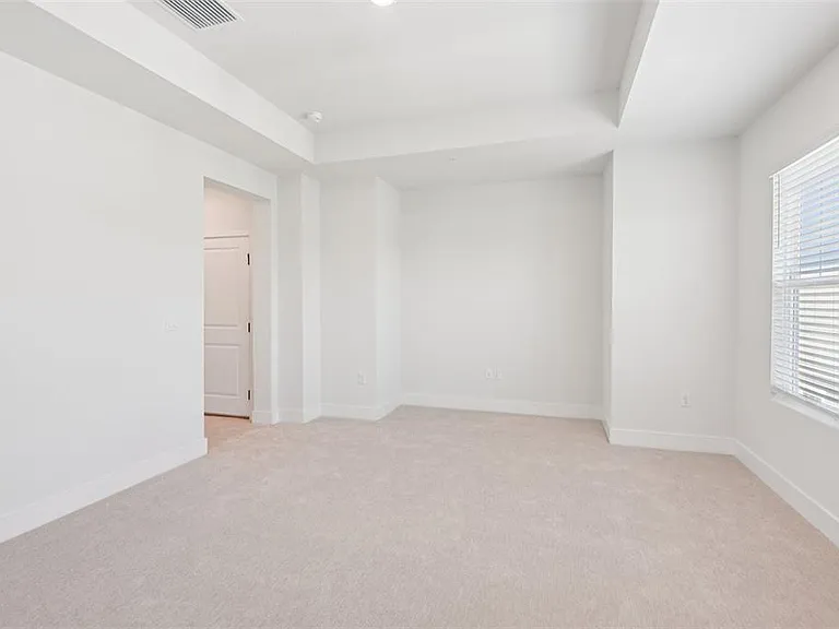 3133 4th Ter N — Photo 16