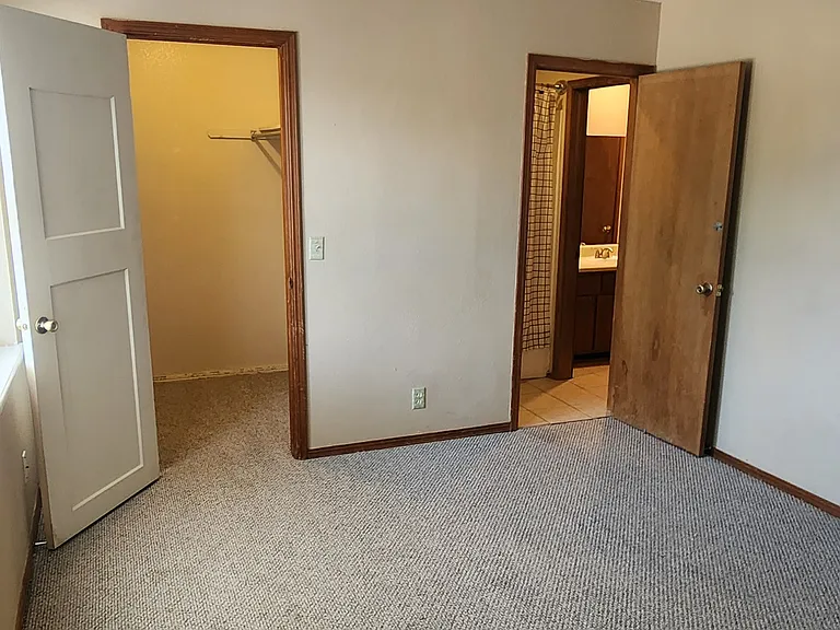 Bedroom #1