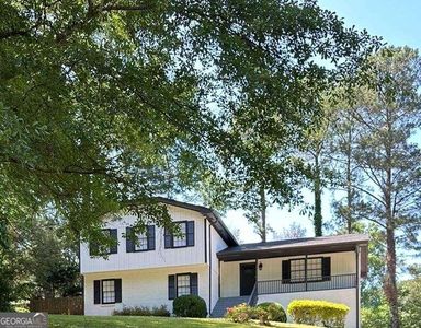 4087 Signal Rdg SW, Lilburn, GA, 30047