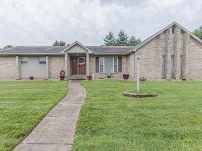 8499 Stonegate Dr, Newburgh, IN, 47630