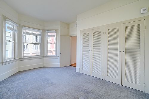 3rd image of 379 Chestnut St #17621917
