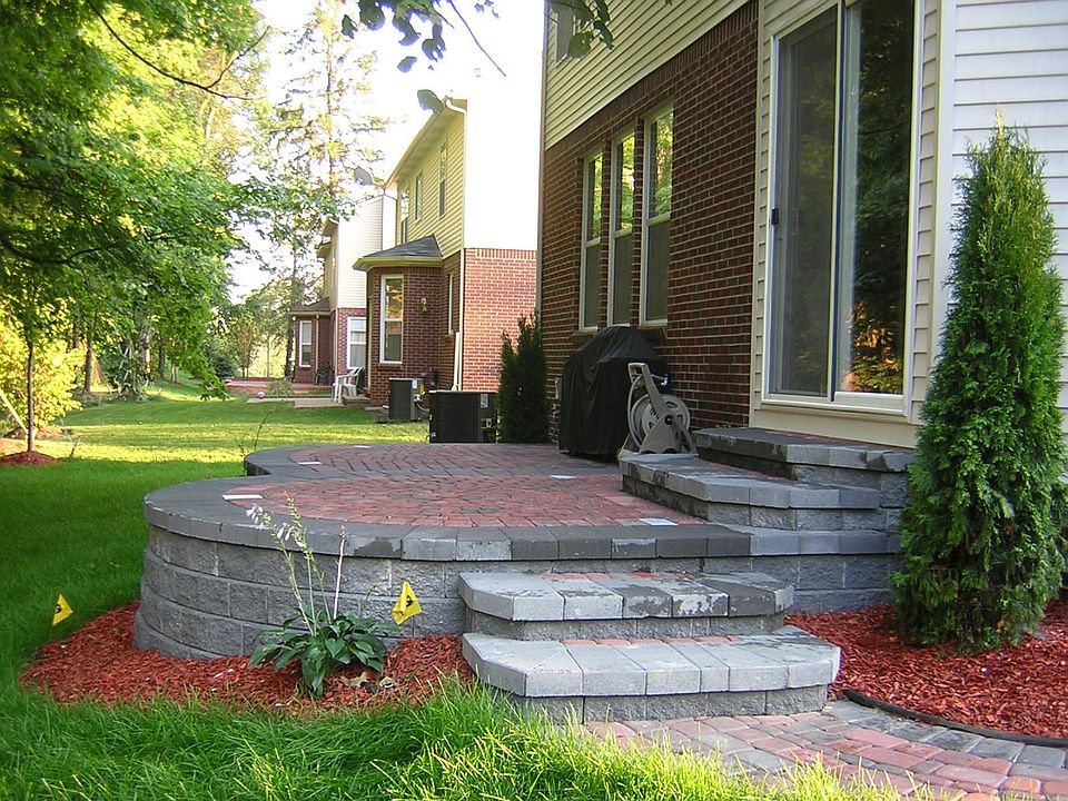2nd image of 23076 Julieann Ct