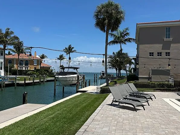 581 Putting Green Ln, Longboat Key, FL 34228