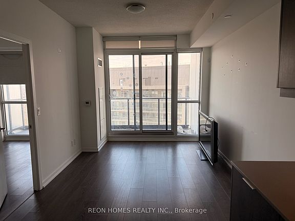 4th image of 32 Forest Manor Rd #1401