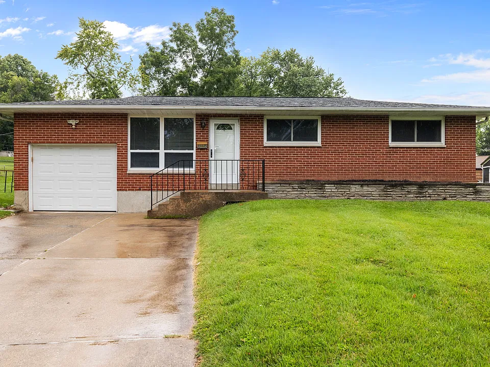 1115 Meadowlark Dr