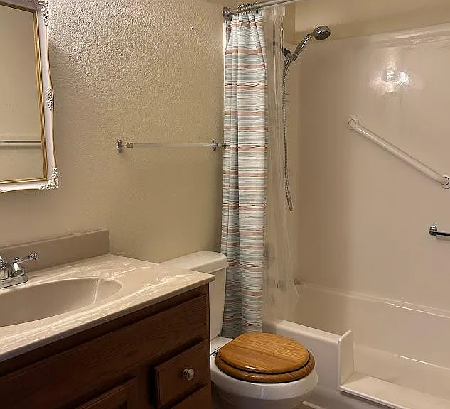 7901 Castile Rd — Photo 11