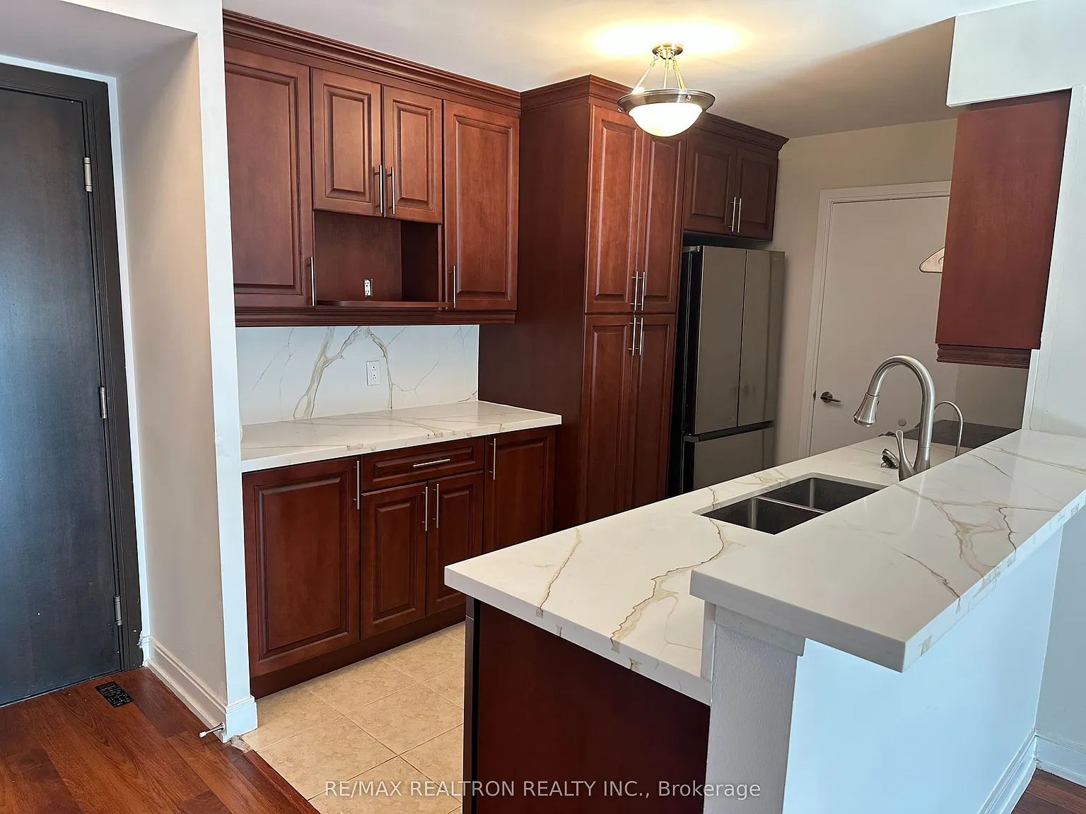 3 bed, $2,750 — Photo 4