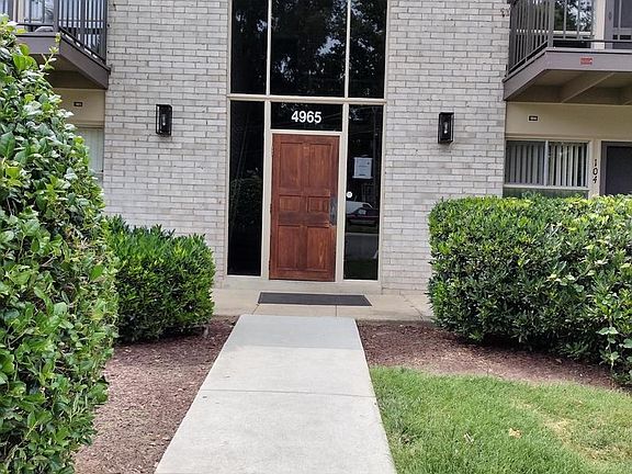 3rd image of 4965 Americana Dr