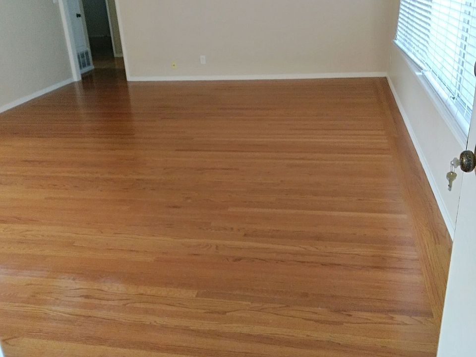 1st image of 2834 Marconi Ave #7C