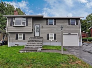 7 Circle Hill Rd, Salem, MA 01970