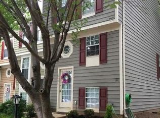 1516 Woodcrest Dr, Reston, VA 20194