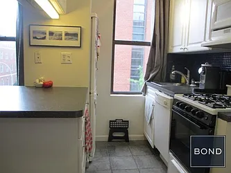 Rented by Bond New York