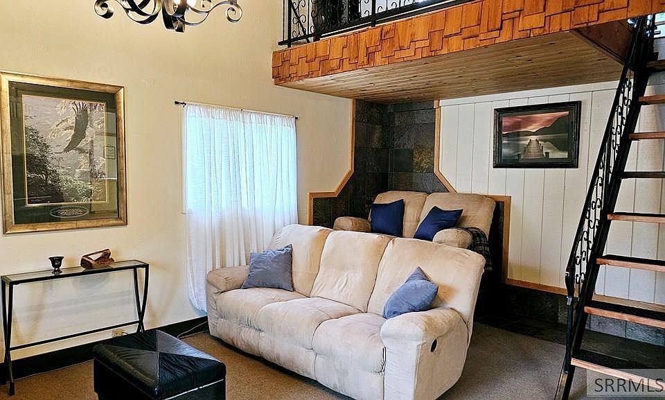 608 Courthouse Dr, Salmon, ID 83467 MLS 2157775 Zillow