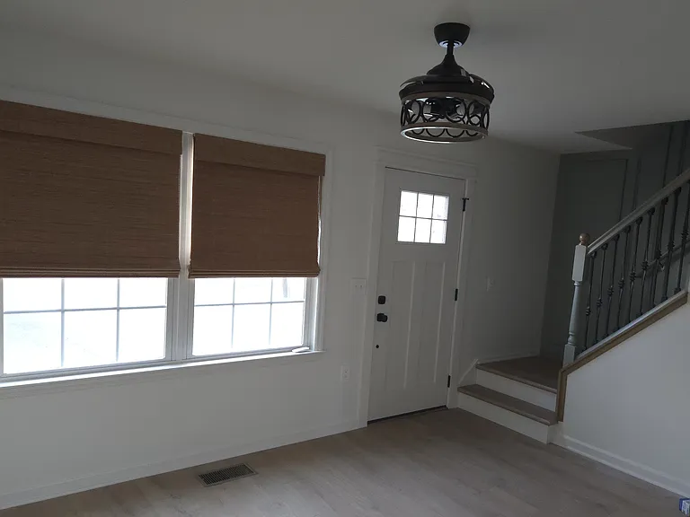 427 Dave Berry Rd — Photo 9