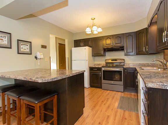2nd image of 3808 Briarwood Dr