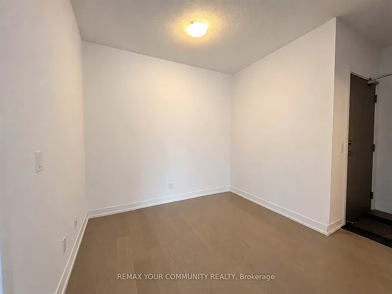 7 Kenaston Gdns #907 — Photo 10