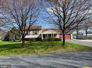 715 Hempfield Hill Rd, Columbia, PA 17512