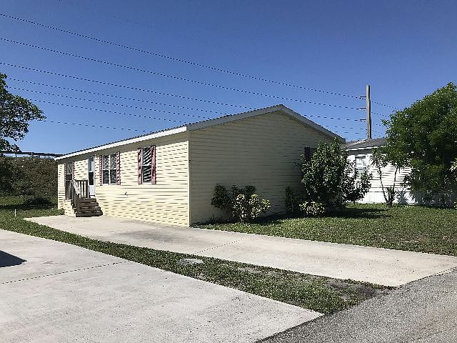 1st image of 104 NW 48th Ct Lot 141