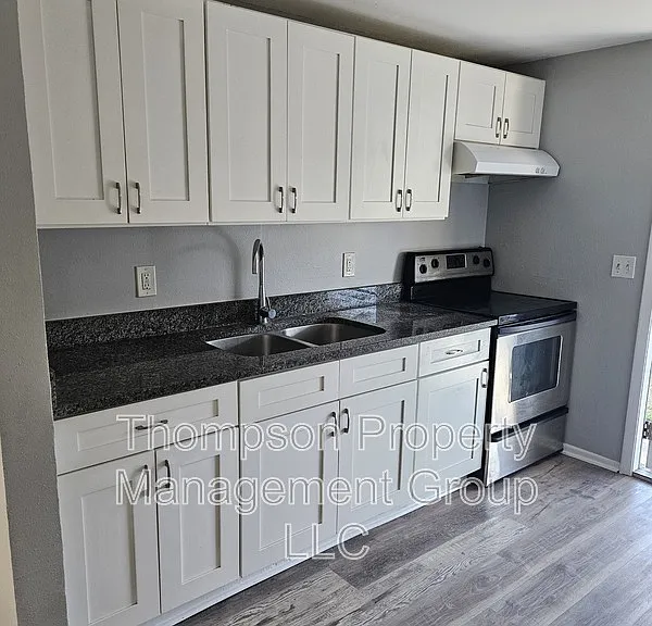 9415 Grandfield Rd — Photo 7