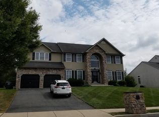 288 Buckhead Ln, Douglassville, PA 19518