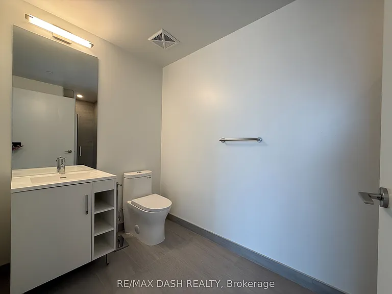 628 Church St #903 — Photo 23
