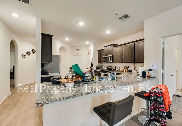 7205 Bledington Ln — Photo 9