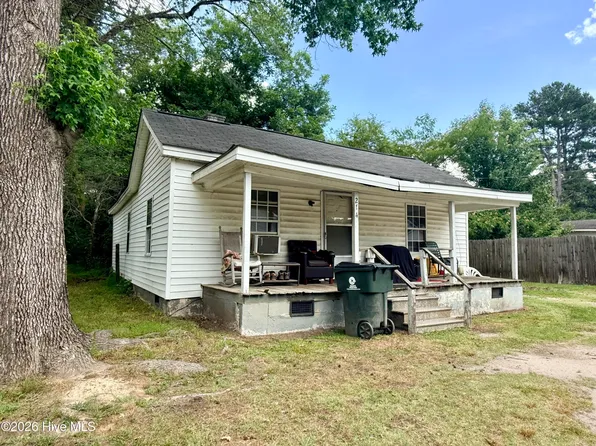 214 Louis Jenkins Drive, Bethel, NC 27812