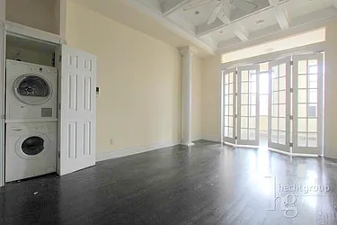 Rented by Hecht Group