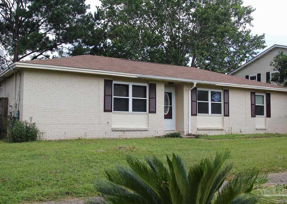 1st image of 3224 Fresno Ave