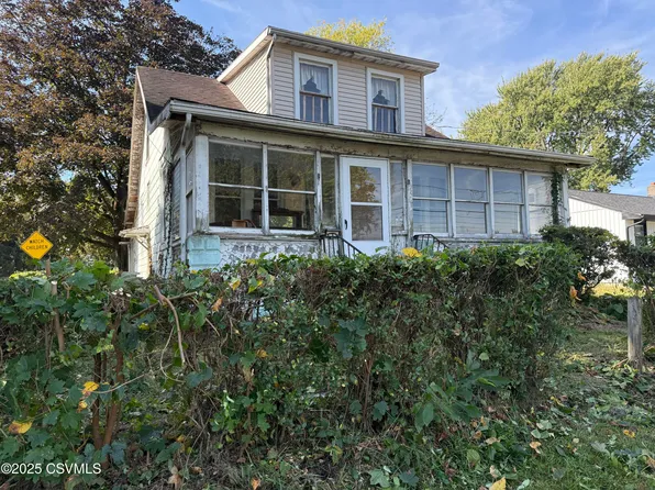 5 Runyan Rd, Selinsgrove, PA 17870