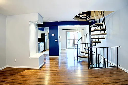 2412 Grandview Ave Photo 1