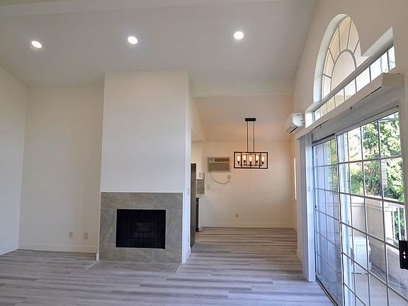 2nd image of 1559 Armacost Ave APT 301