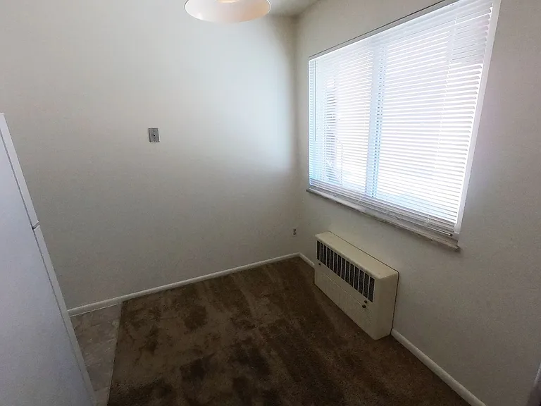 2845 Broadway Street — Photo 9