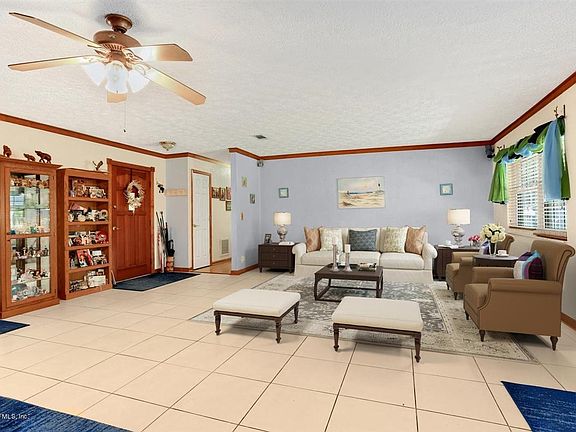 2nd image of 12481 Confederate Dr W