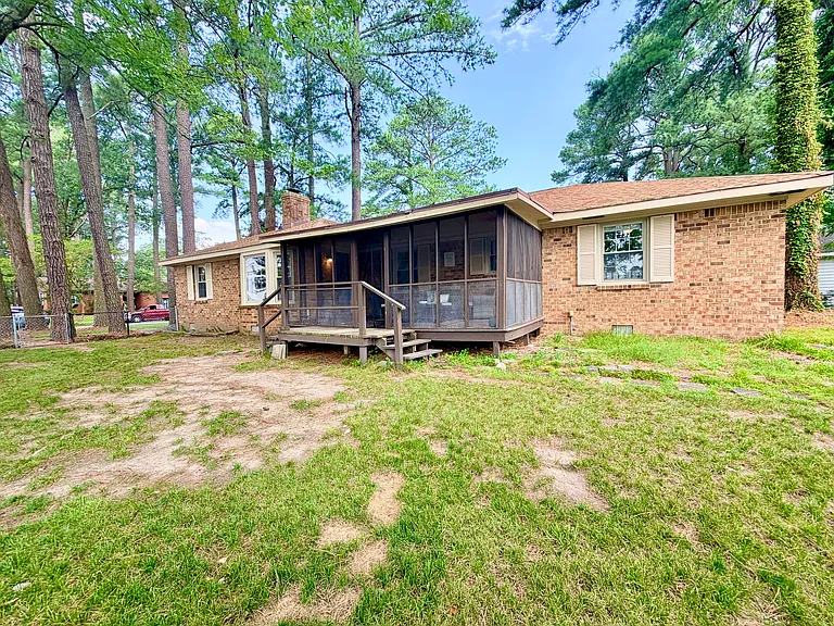 346 W McGinnis Cir — Photo 41