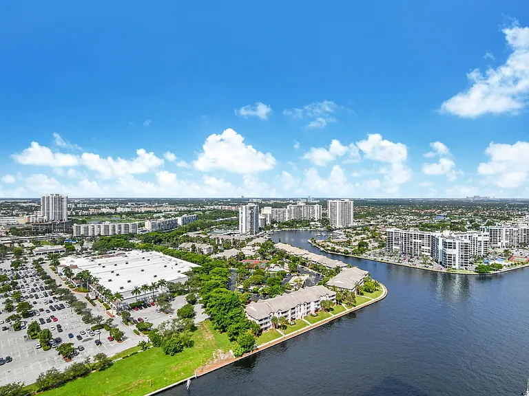 4010 S Ocean Dr #1406-1-1 — Photo 3